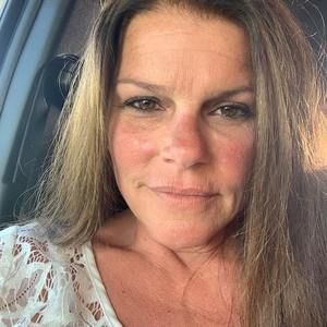 Meet your Posher, Becky